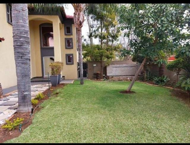 4 BEDROOM HOUSE FOR SALE IN NINAPARK